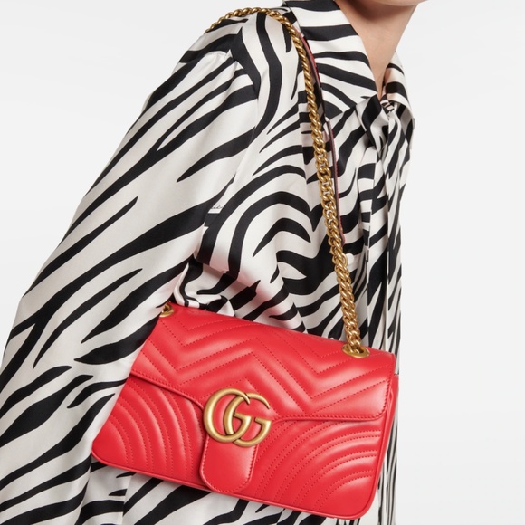 Gucci - GG Marmont Quilted Gold Chain Strap Shoulder Bag - MSRP $2550 - BNIB - Picture 2 of 5